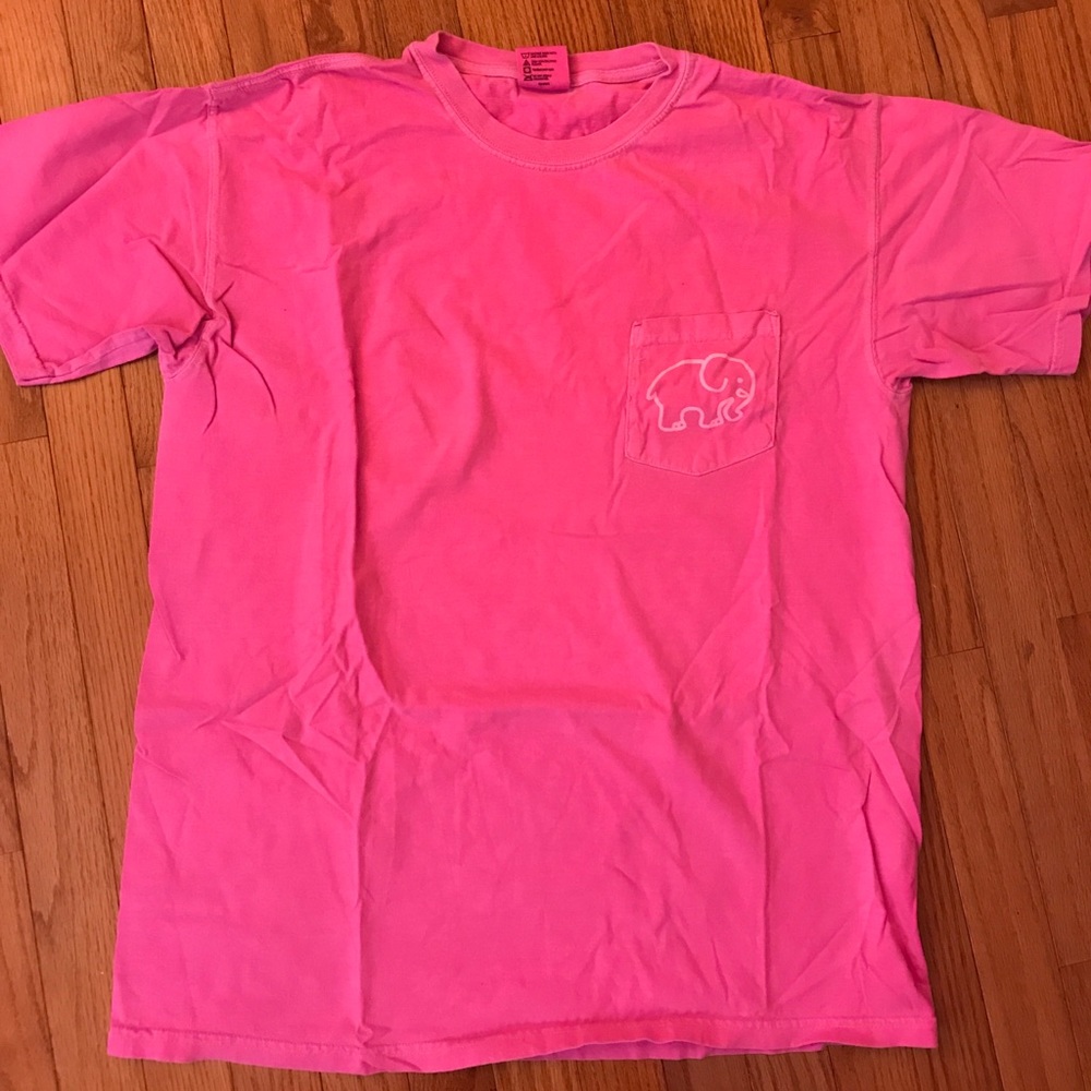 Ivory Ella hot pink T-shirt!